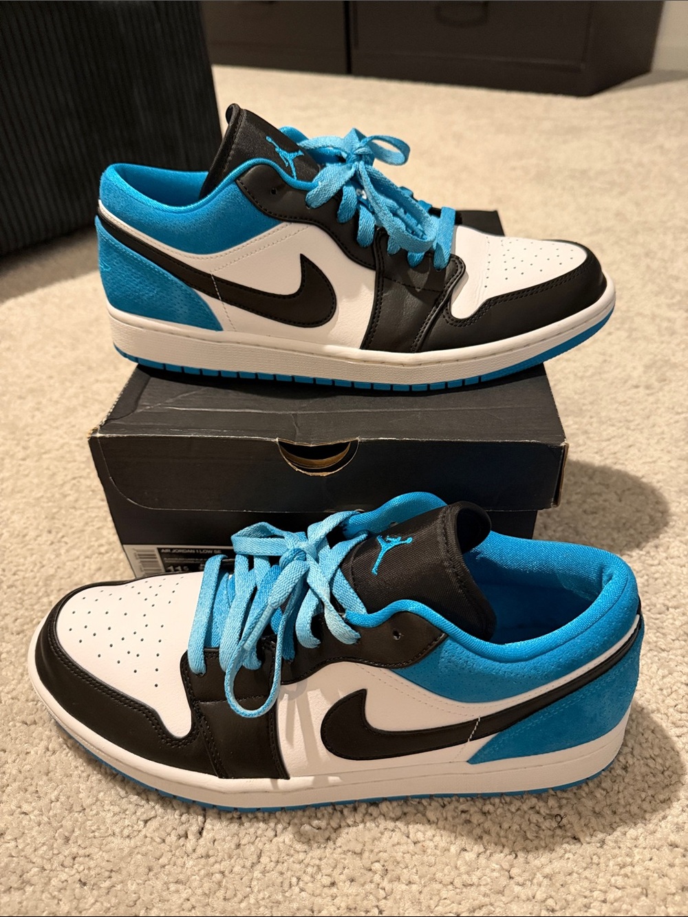 Nike Low-Top Sneakers - White Black Blue